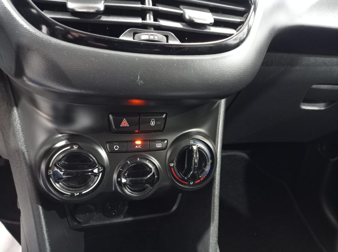 Peugeot 208 BlueHDi 75 5 porte Van Active