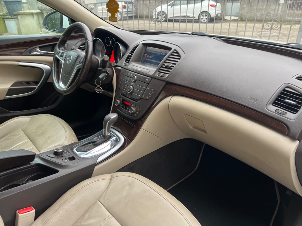 OPEL INSIGNIA AUTOMATICA DIESEL MODELLO SPORT FULL OPTIONAL