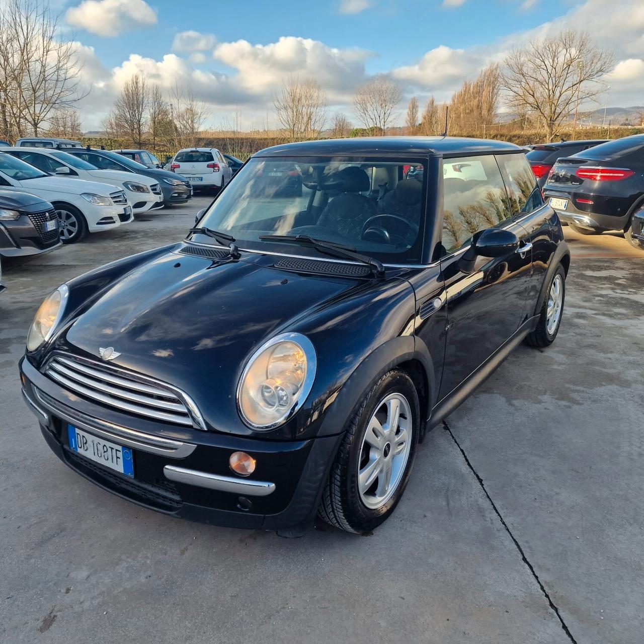 Mini Mini 1.4 tdi One D OK PER NEOPATENTATI