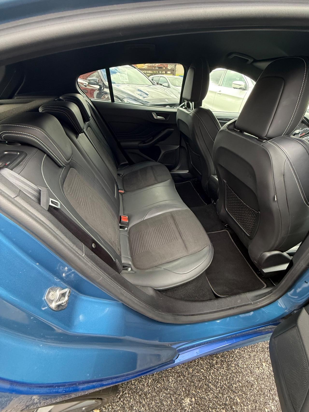 Focus 2.3 EcoBoost 280 CV ST-unipro-tagliandi Ford-rate