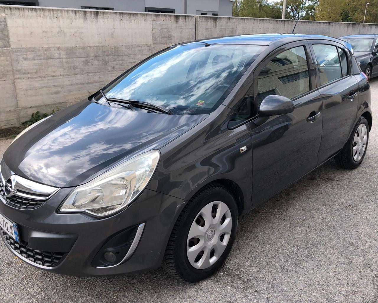 Opel Corsa 1.2 85CV 3 porte GPL-TECH One