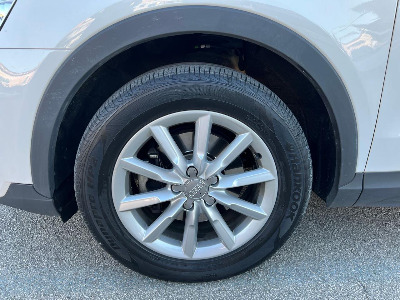 Audi Q3 2.0 TDI #9611