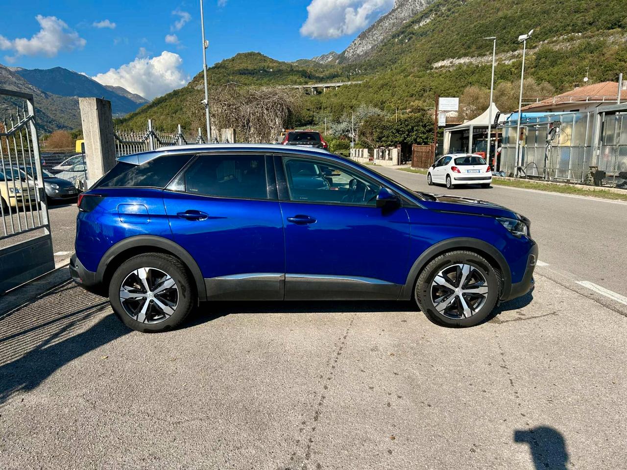 Peugeot 3008 BlueHDi 130 S&S EAT8 Allure