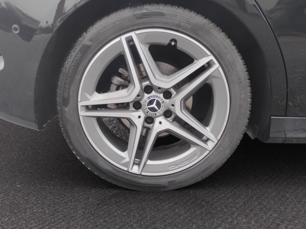 MERCEDES-BENZ B 180 PREMIUM..AMG..NAVI.LED.PELLE.