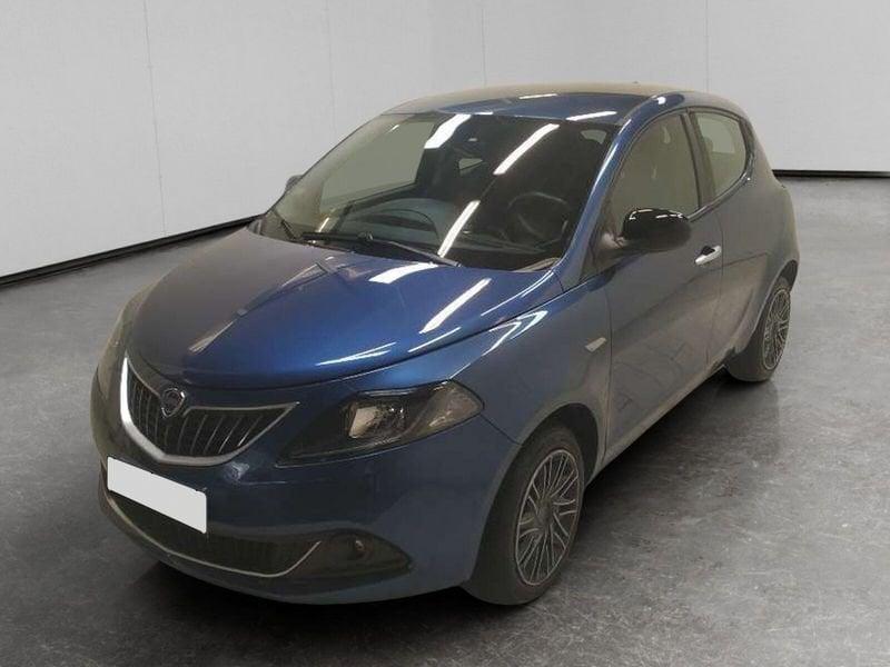 Lancia Ypsilon 1.0 firefly hybrid Gold s&s 70cv