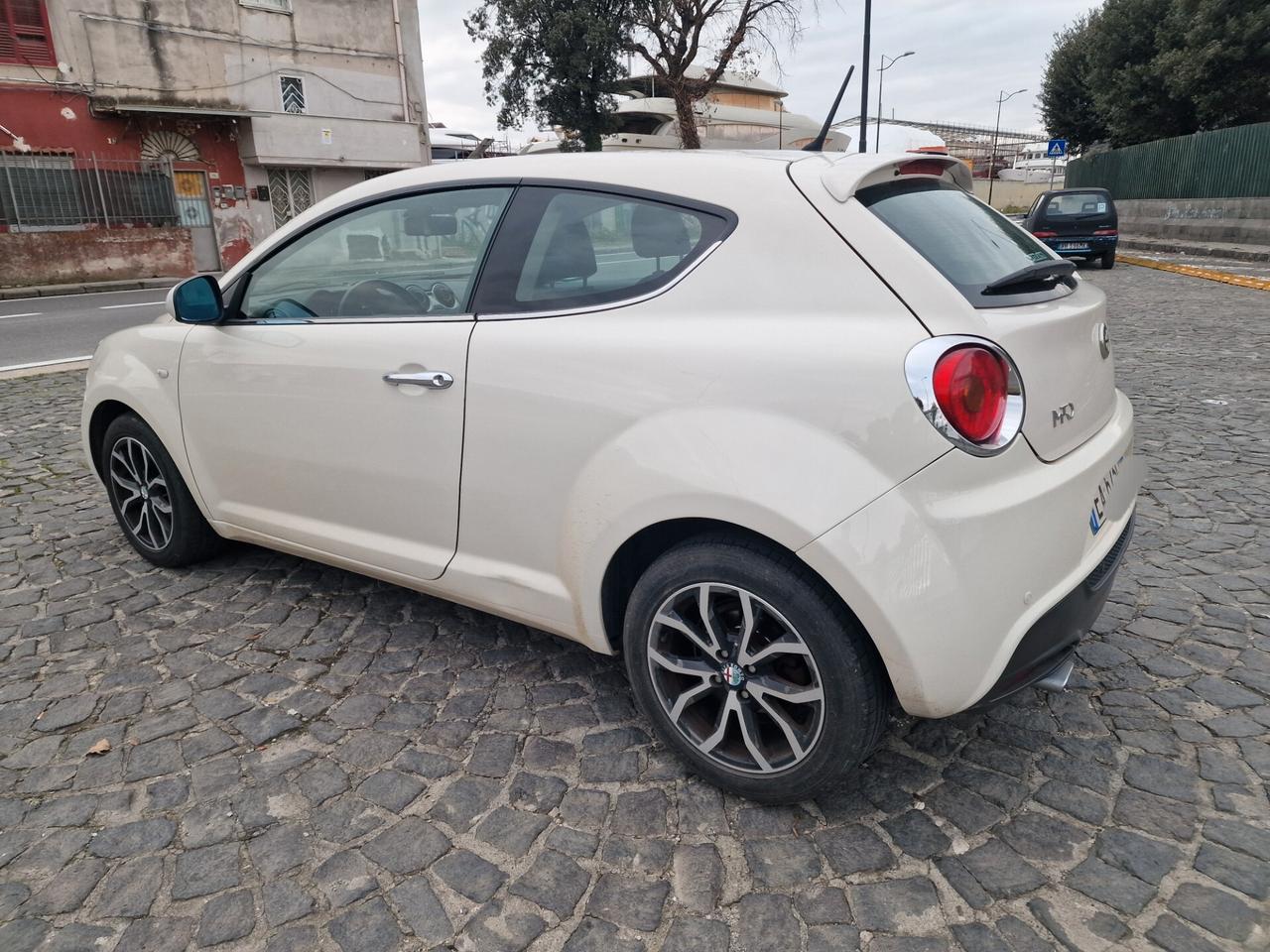 Alfa Romeo MiTo 1.6 JTDm 16V Distinctive