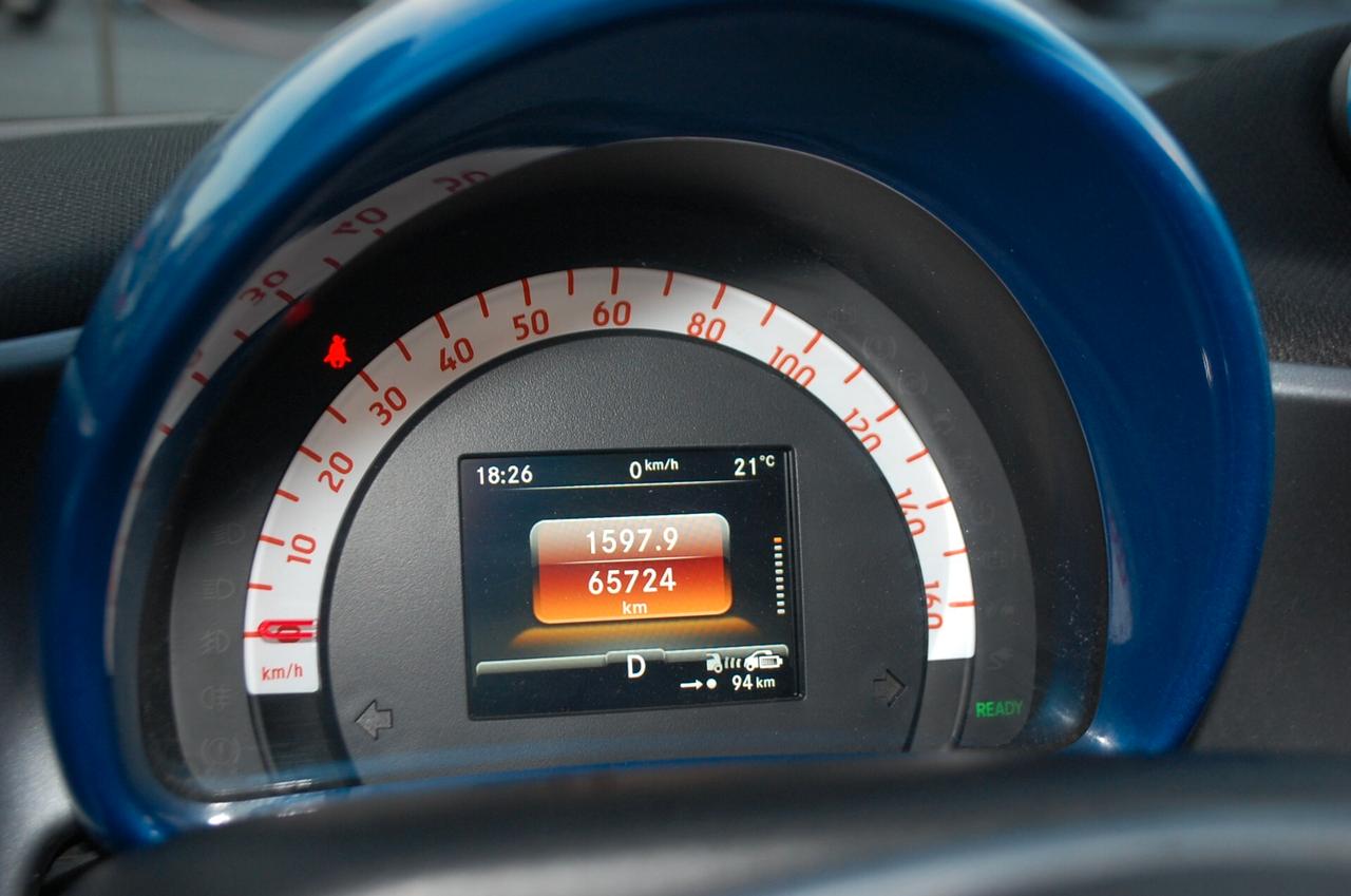 smart forTwo EQ Brabus Style my19 Uff Italy Lega Tetto Led