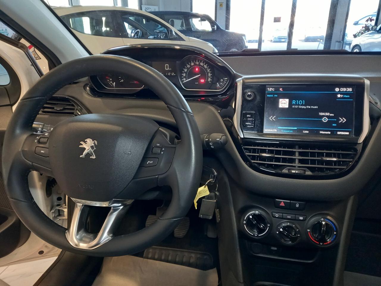 Peugeot 208 PureTech 82 66.000 KM