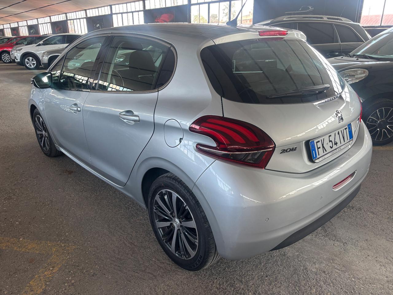 Peugeot 208 1.2 BENZINA 60KW 82CV Allure NEOPATENTATO