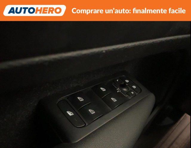 VOLVO XC40 D3 AWD Geartronic Momentum