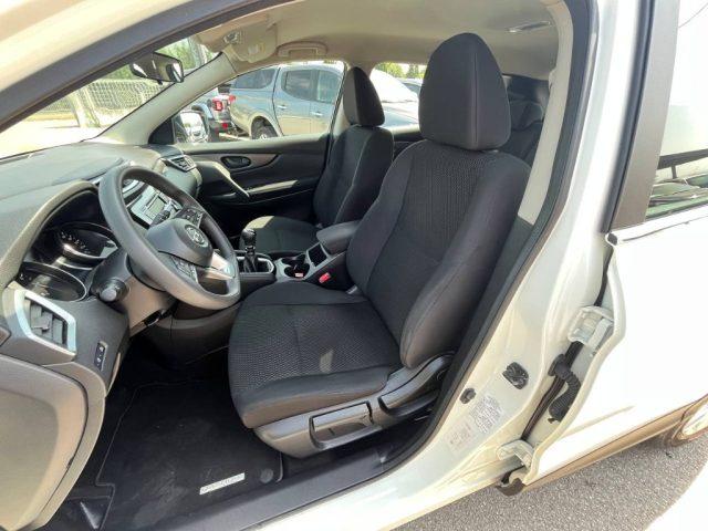 NISSAN Qashqai 1.2 DIG-T Acenta