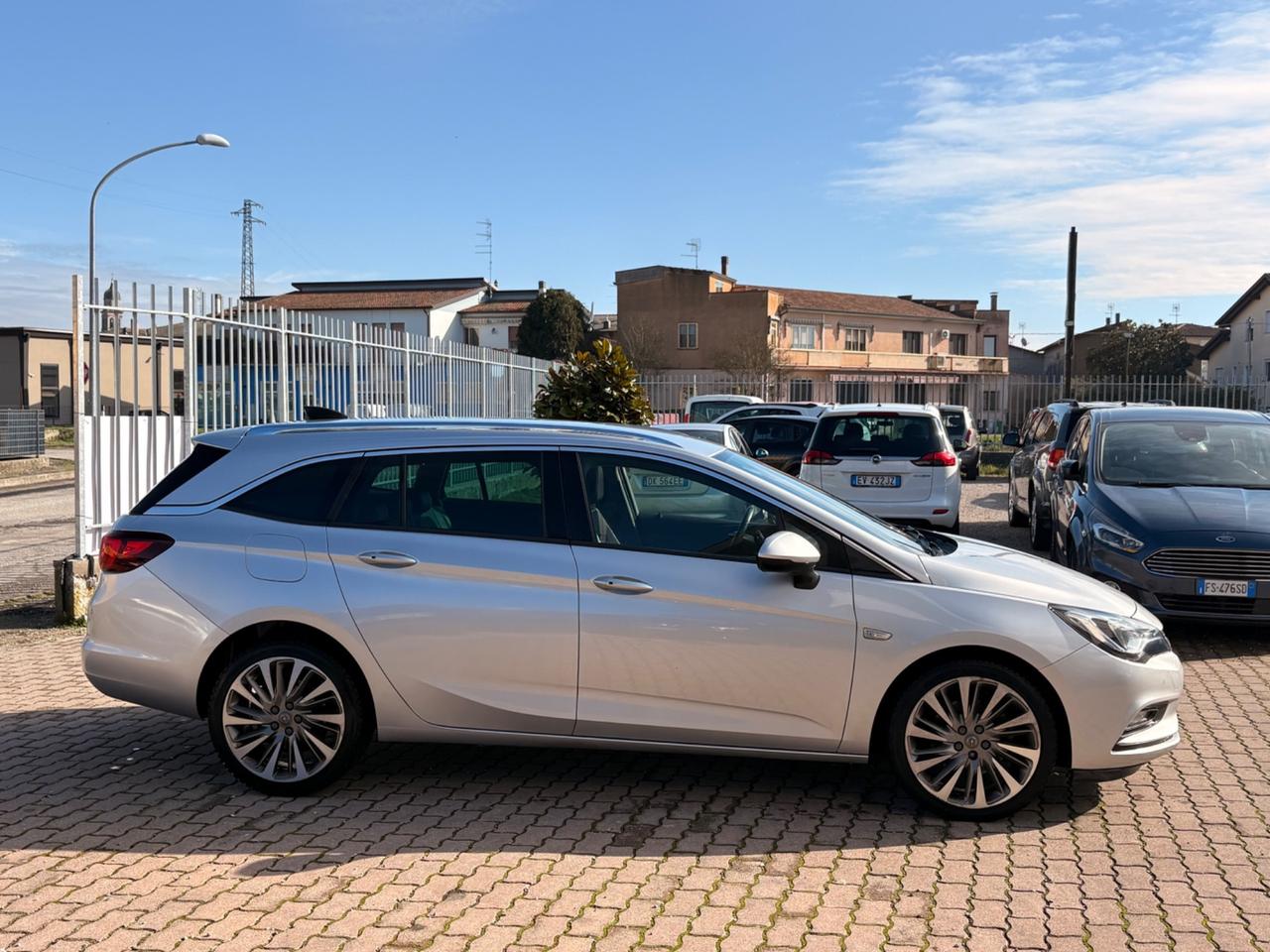 Opel Astra 1.6 CDTi 136CV Start&Stop Sports Tourer Innovation