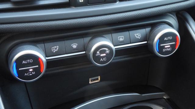 ALFA ROMEO Giulia 2.2 Turbodiesel 136 CV AT8 Business