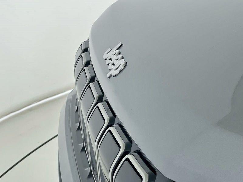 Jeep Avenger 1.2 Turbo 110 CV MHEV Summit