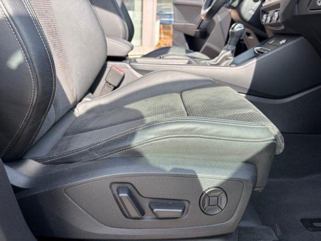 AUDI Q3 SPB 40TDI Quattro Black line TETTO PANORAMA APRI