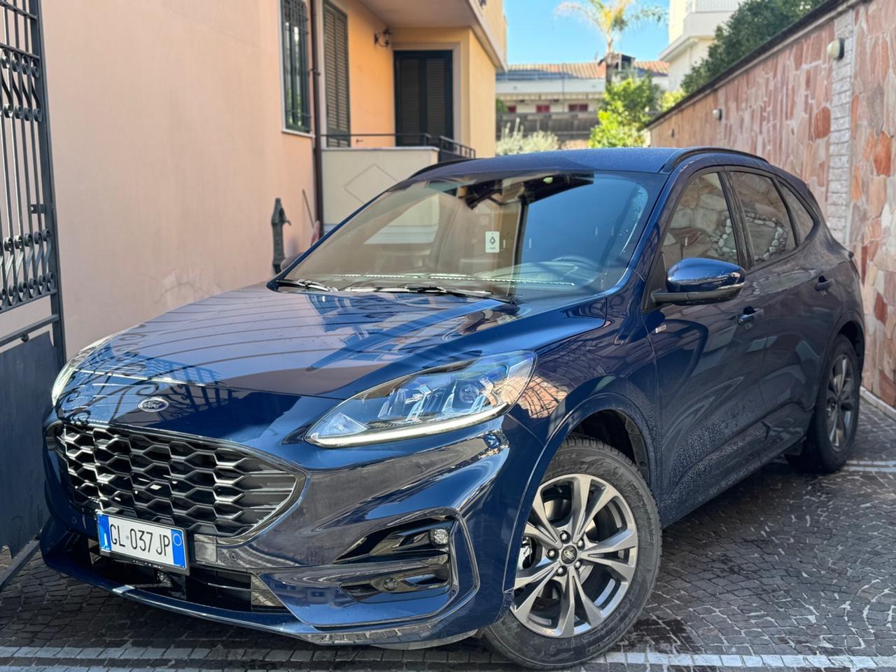 Ford Kuga 2.5 Full Hybrid CVT AWD ST-Line