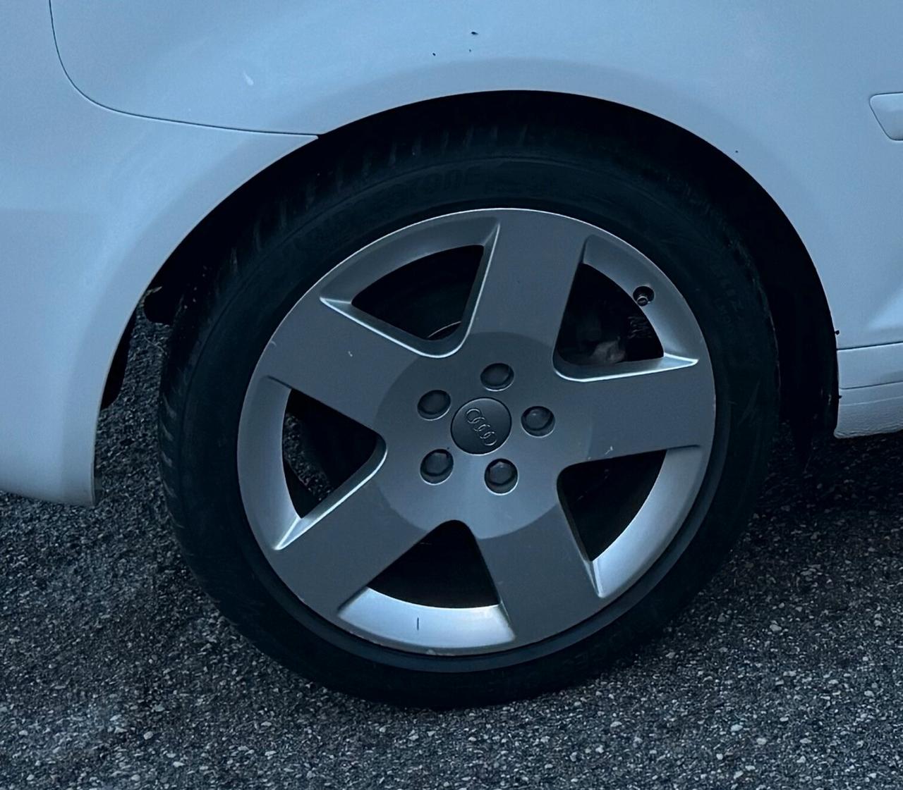 " MOTORE REVISIONATO " Audi A3 1.6 TDI 105 CV