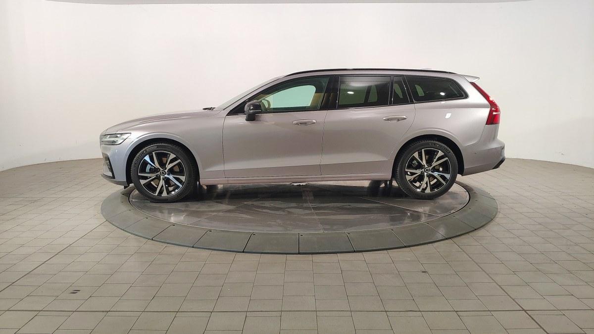 VOLVO V60 B4 Mild Hybrid Automatico Plus Dark