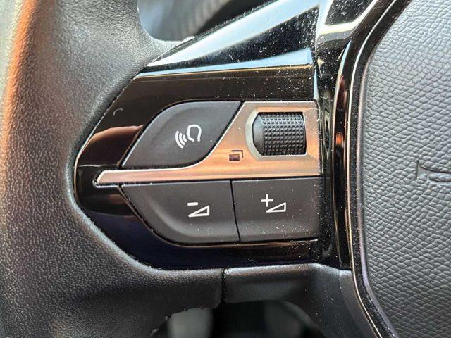 PEUGEOT 2008 PureTech 130 S&S Allure Pack