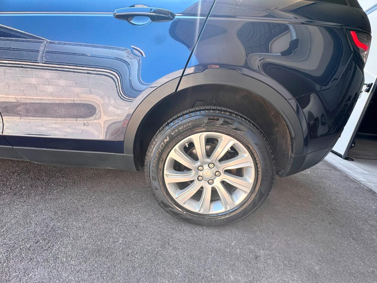 Land Rover Discovery Sport 2.0 TD4 180 CV HSE Luxury