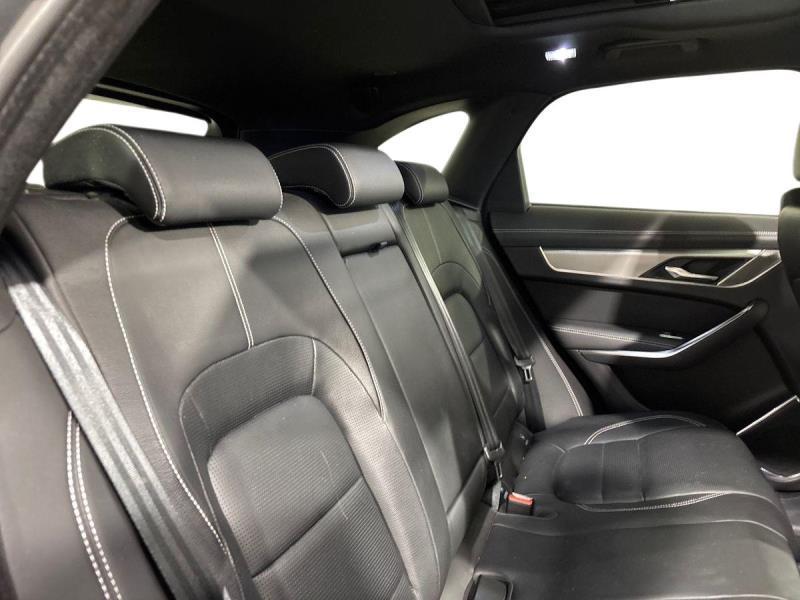 Jaguar F-Pace 2.0 D204 R-Dynamic S AWD Auto