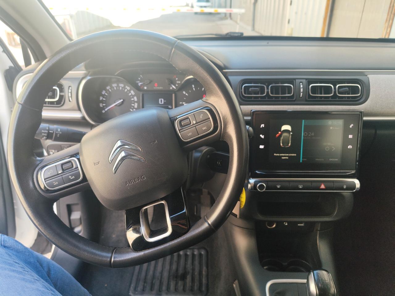 Citroen C3 PureTech 82 SCHINE solo 100 mkm