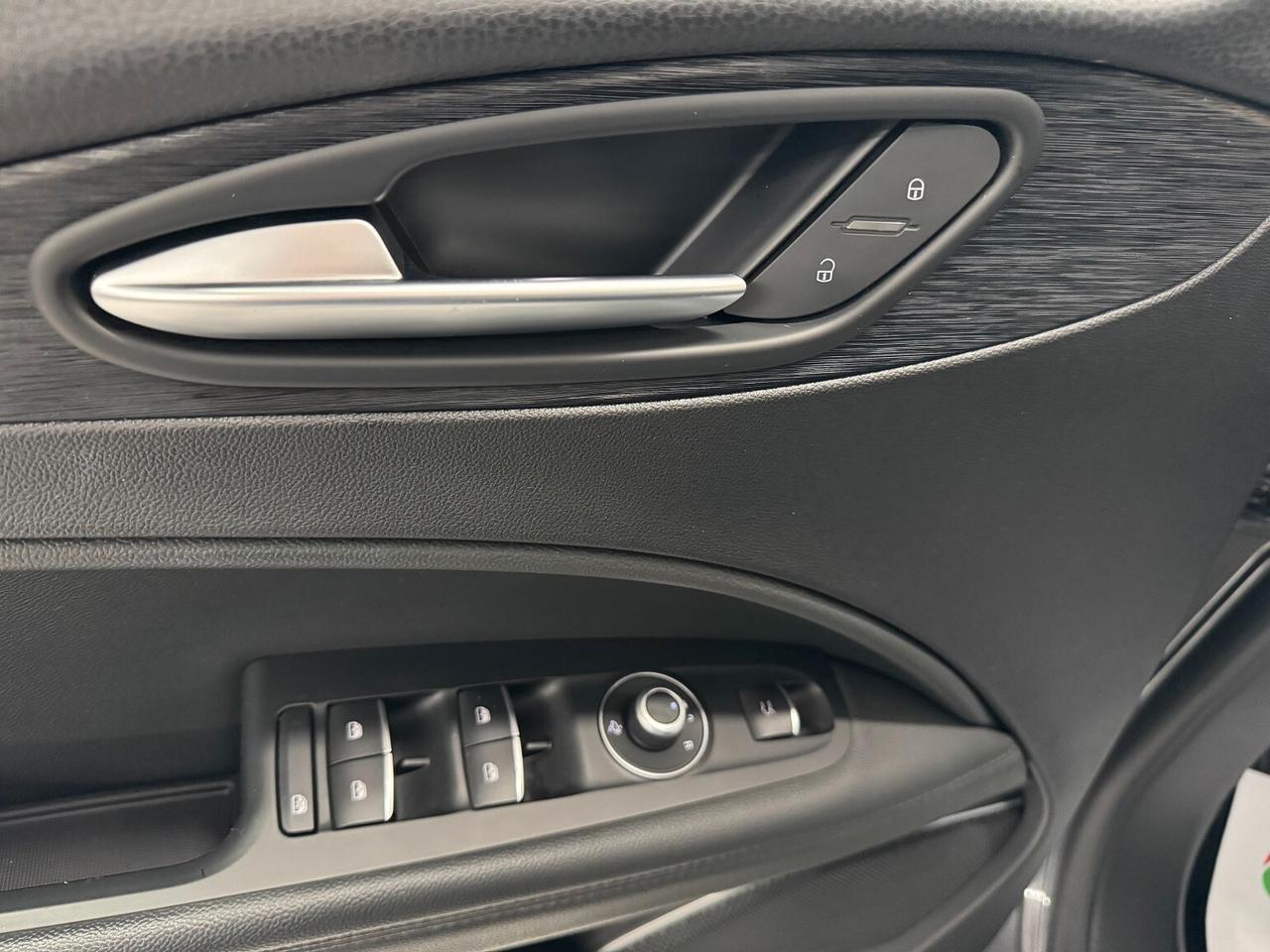 Stelvio 2.2 190CV AT8 Q4 NAVI VETRI SCURI BELLA