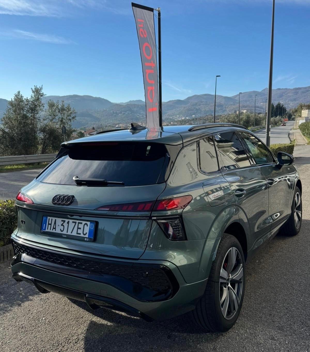 Audi NEW MODEL Q3 35 TFSI S tronic line edition