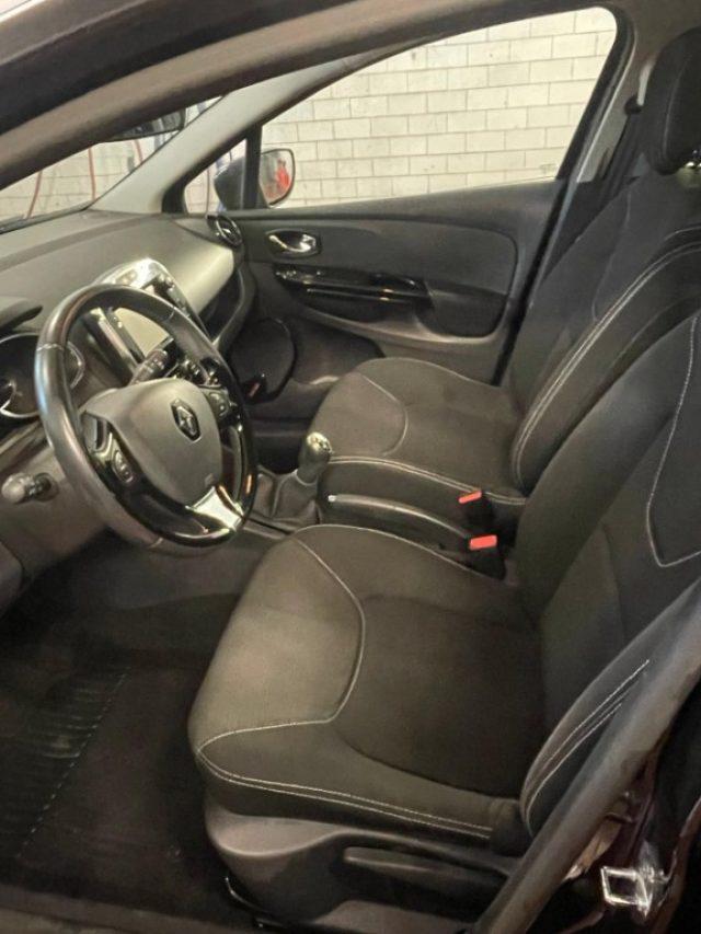 RENAULT Clio 1.2 75CV 5 porte Live