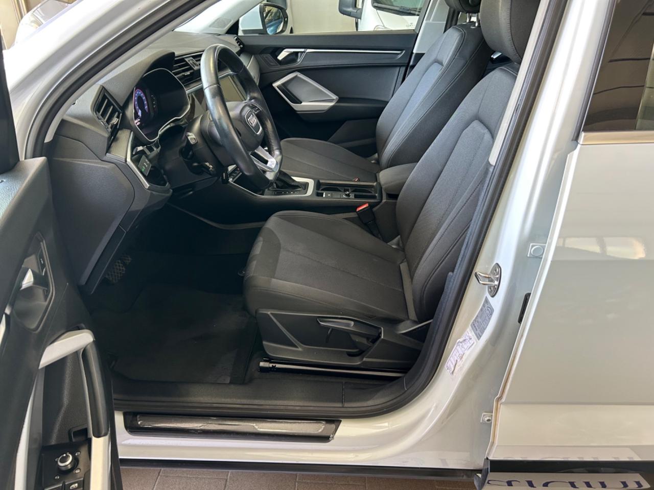 Audi Q3 Sportback 35 TDI S tronic Business Plus