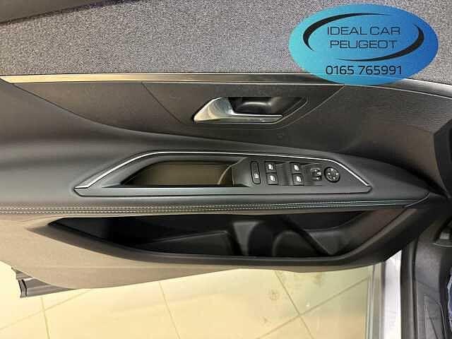 Peugeot 3008 Hybrid 225 e-EAT8 Allure Pack