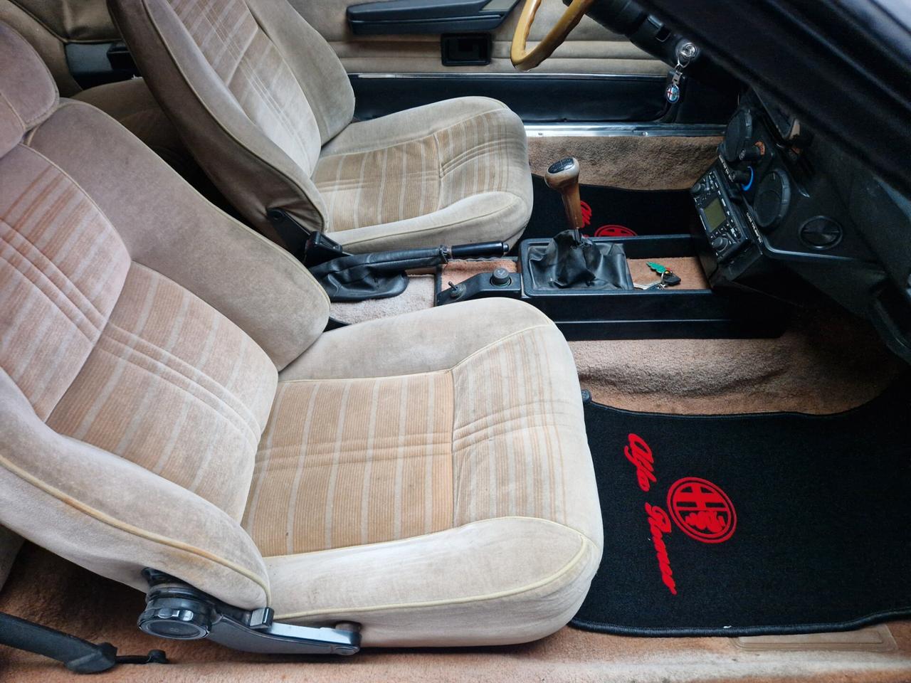 Alfa Romeo Alfetta GTV 6 2.5i ARIA CONDIZ. certif. ASI C.R.S.