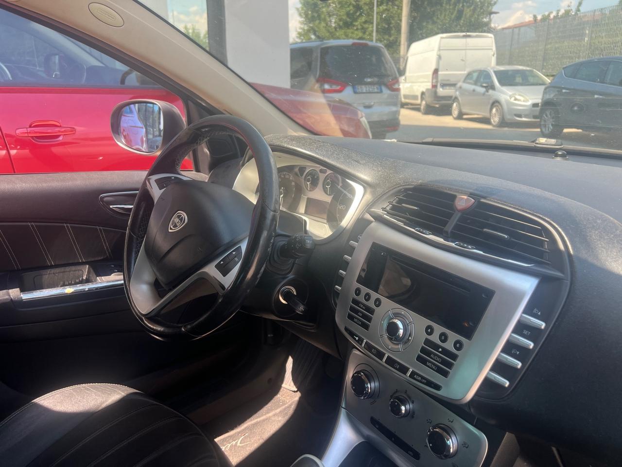 Lancia Delta 1.6 MJT DPF Argento