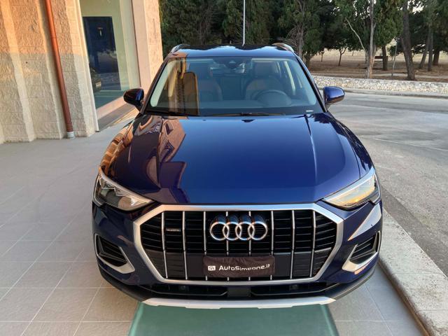 AUDI Q3 35 2.0 TDI S tronic Business Advanced COCKPIT
