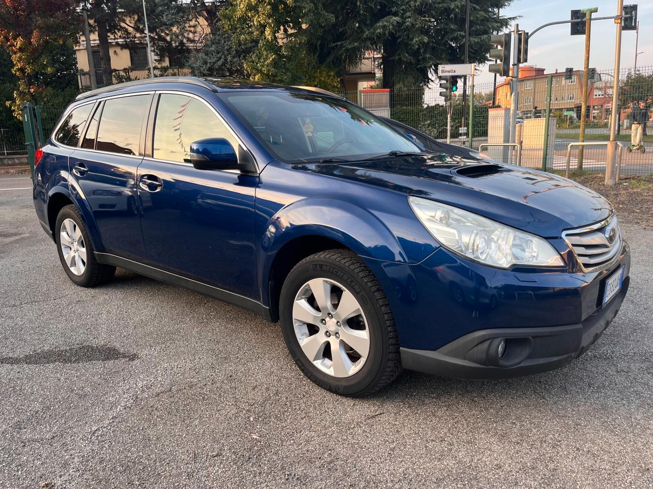 Subaru OUTBACK 2.0D Exclusive - 2013