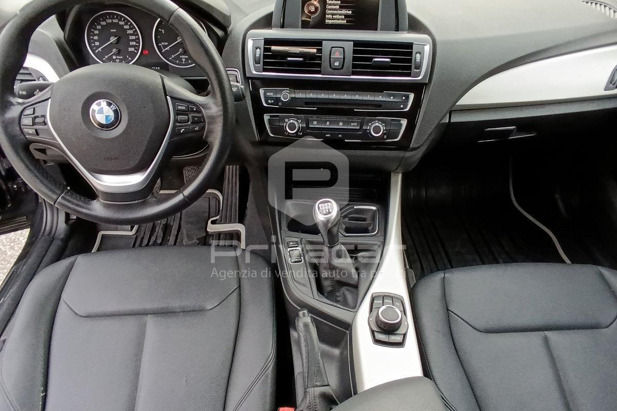 BMW 118d 5p. Advantage