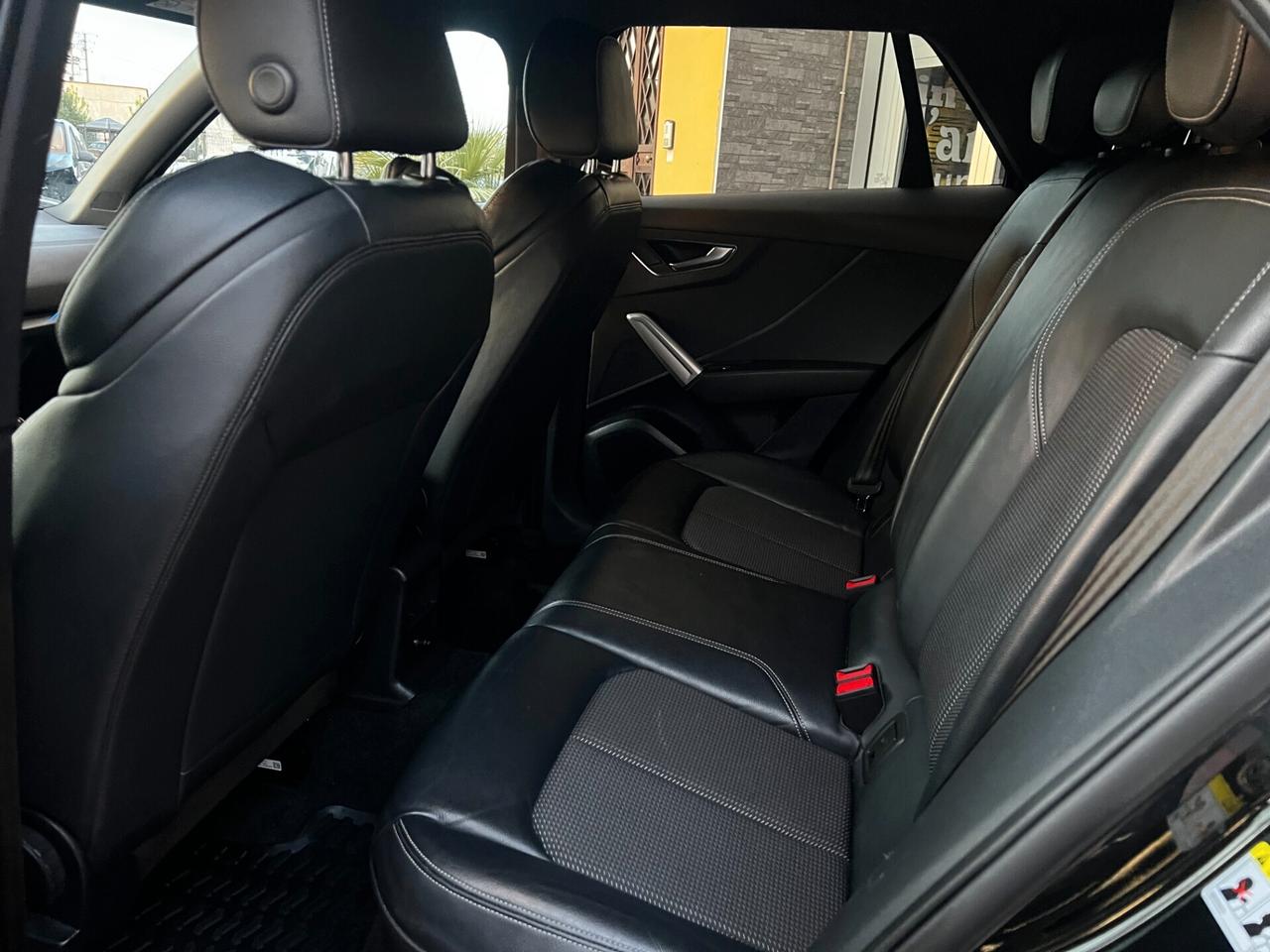 Audi Q2 30 TDI S Tronic 2XS Line -2024-TOTAL BLACK