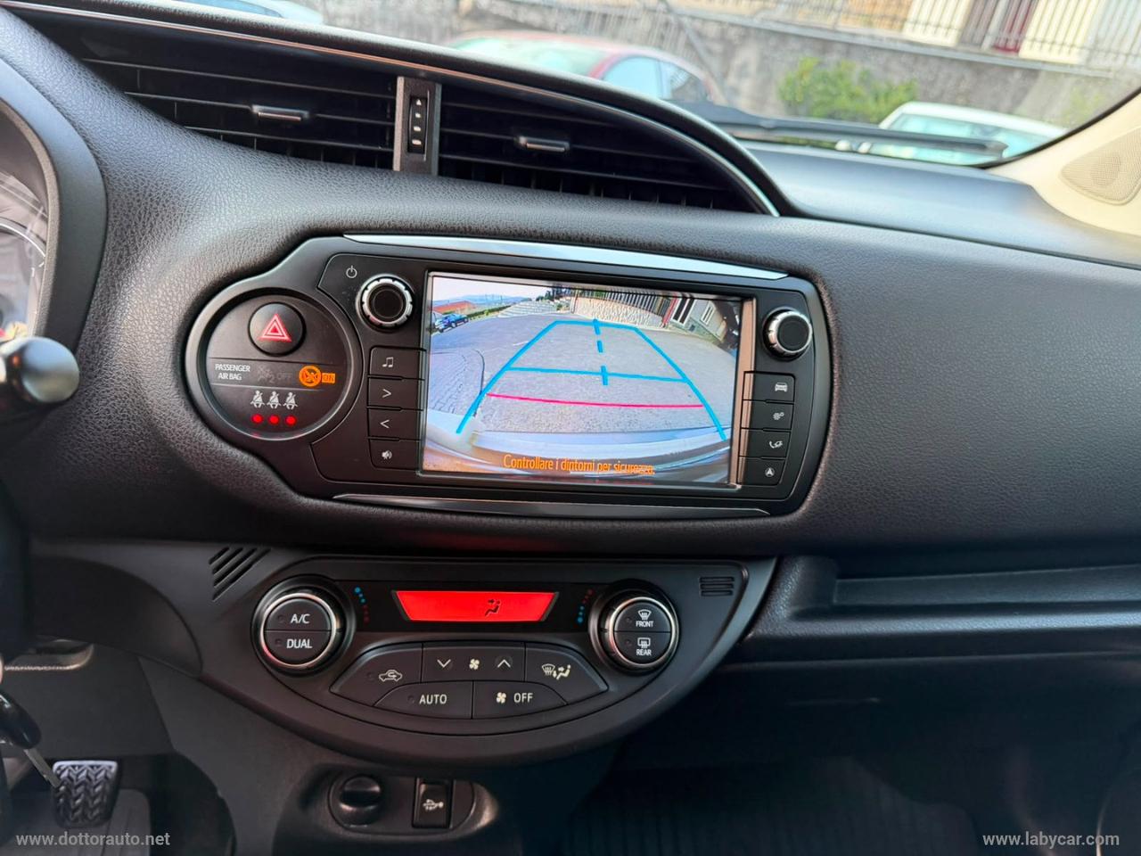 TOYOTA Yaris 1.4 D-4D 5p. Lounge