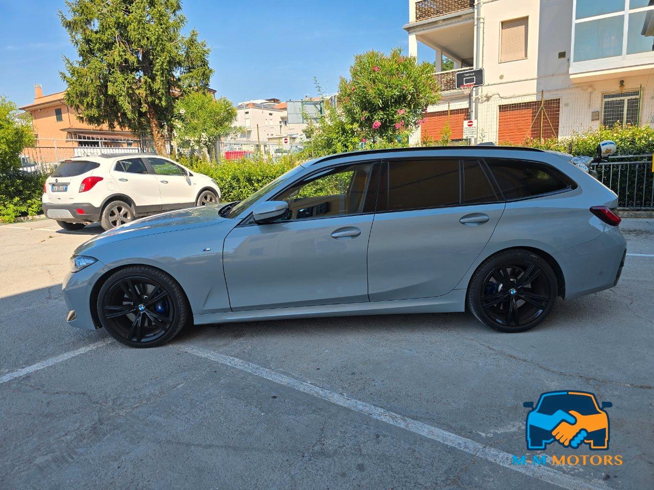 BMW 320 d Touring mhev 48V xdrive MSport auto