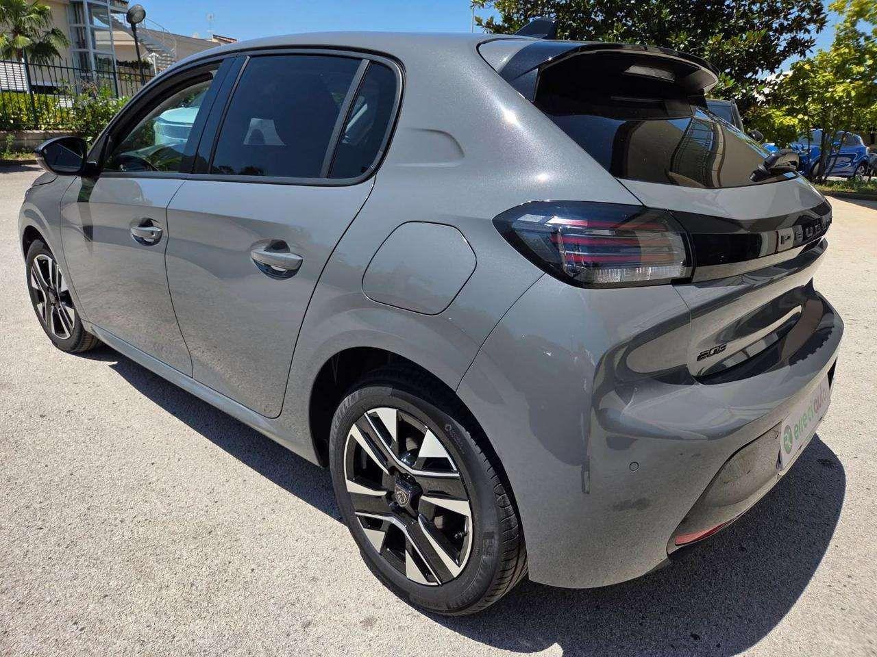 Peugeot 208 PureTech 100 Stop&Start 5 porte Allure