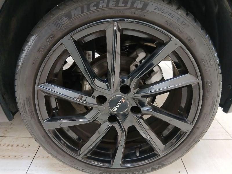 Peugeot 208 1.2 puretech GT Line s&s 130cv eat8
