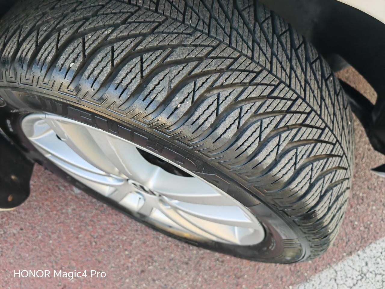 VOLKSWAGEN GOLF 1.6 TDI CV105 KW77 DSG HIGHLINE