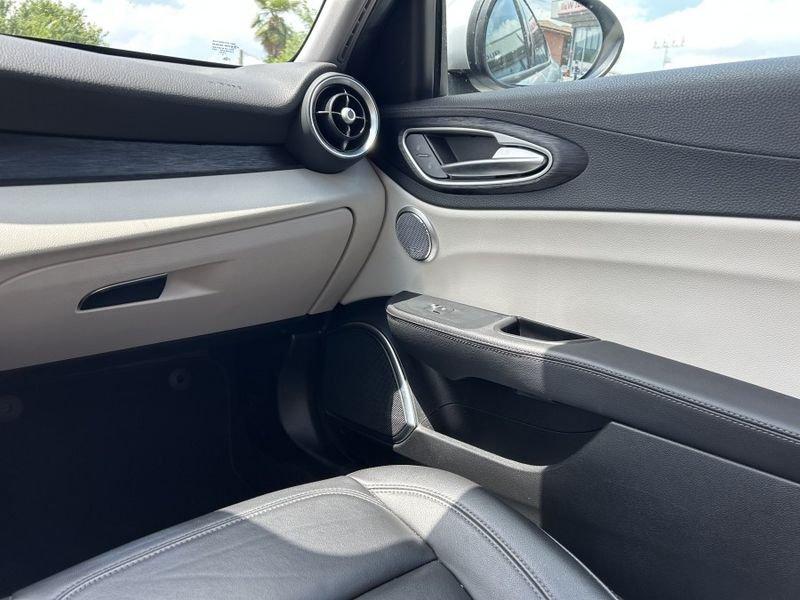 Alfa Romeo Giulia 2.2 160cv AT8 Super Business TETTO APRIBILE+PELLE