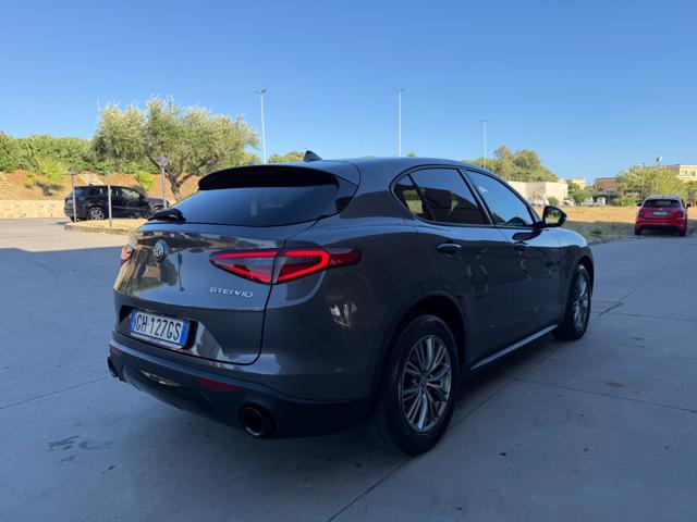 ALFA ROMEO Stelvio 160CV+RETROCAMERA+2PDC+PACK BLACK