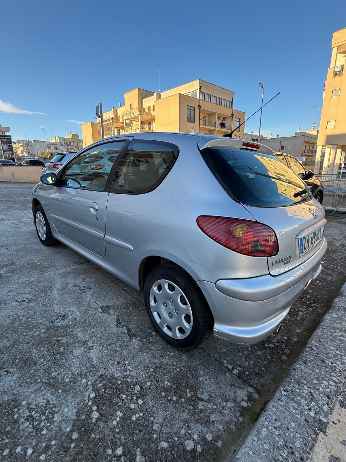 Peugeot 206 1.4 5p. Enfant Terrible