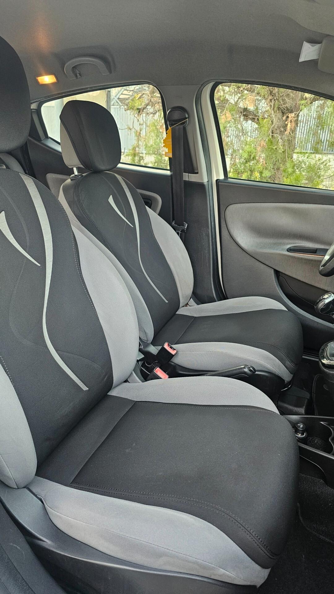 Lancia Ypsilon 1.3 MJT 16V 95 CV 5 porte S&S Elle