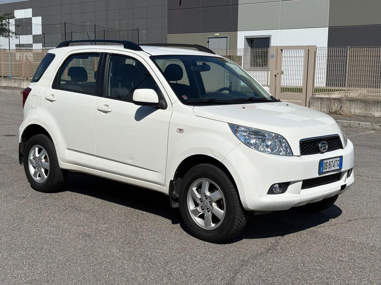 Daihatsu Terios 1.5 4WD SX,GPL, UNI PRO