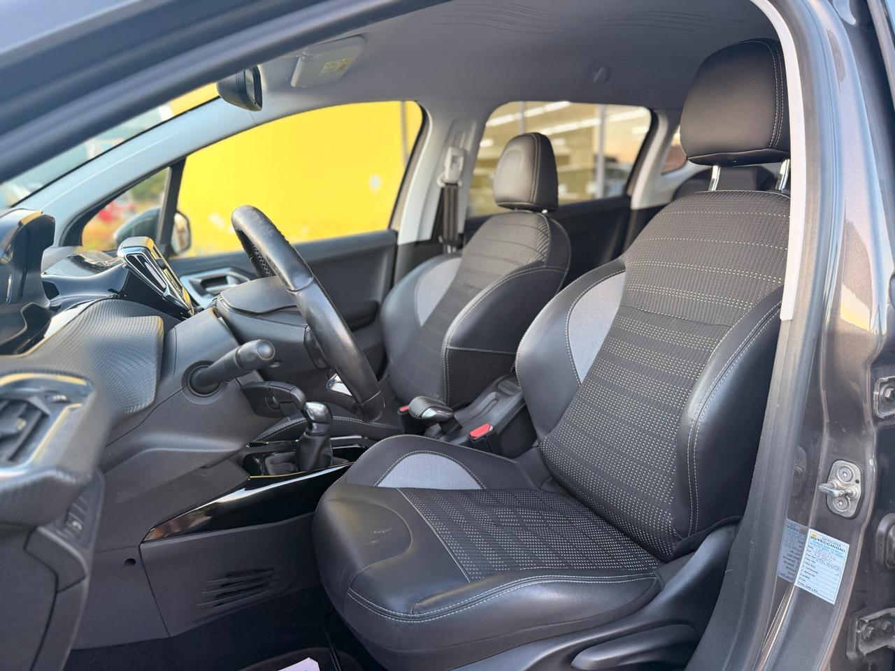 Peugeot 2008 1.6 BlueHdi 100 cv