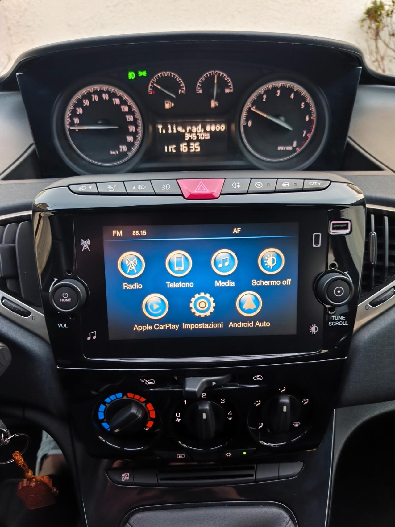 Lancia Ypsilon 1.0 FireFly 5 porte S&S Hybrid Alberta Ferretti