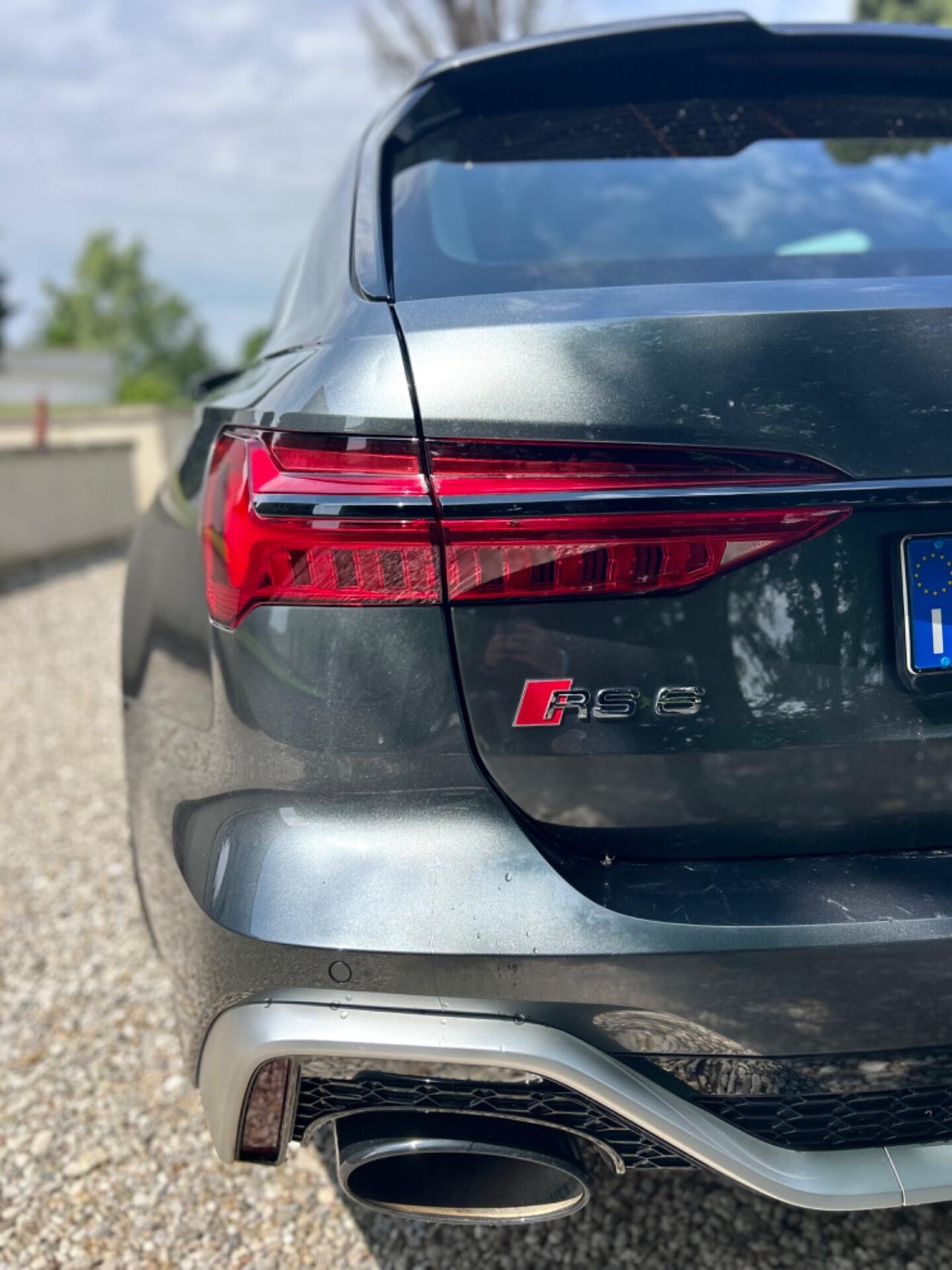 Audi RS6 RS 6 Avant 4.0 TFSI V8 quattro tiptronic